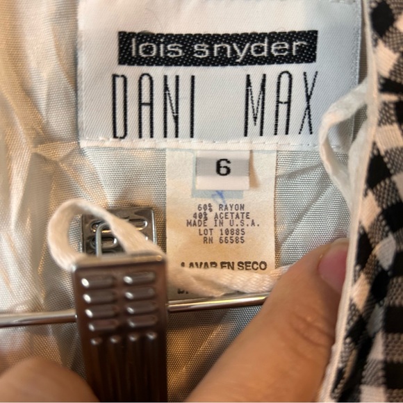 Vintage Dani Max Women’s 6 Gingham Roses Embroidered Knee Length Shift Dress - Picture 5 of 9